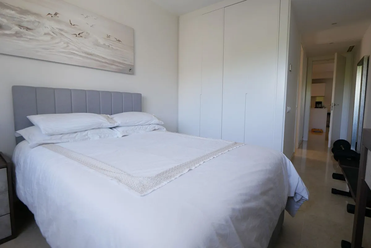 83830808-16e9-463b-b9d3-d01de1db0f40