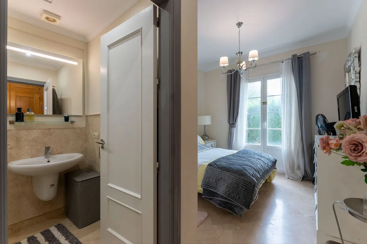 02082b4e-8055-45e1-ab87-2ecae052e7bb