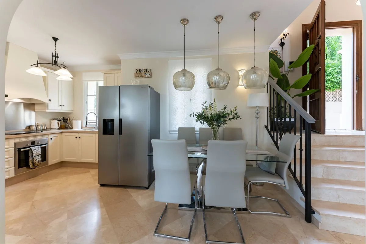 61428fde-b9b5-4f11-89d3-bf23edcdbda2