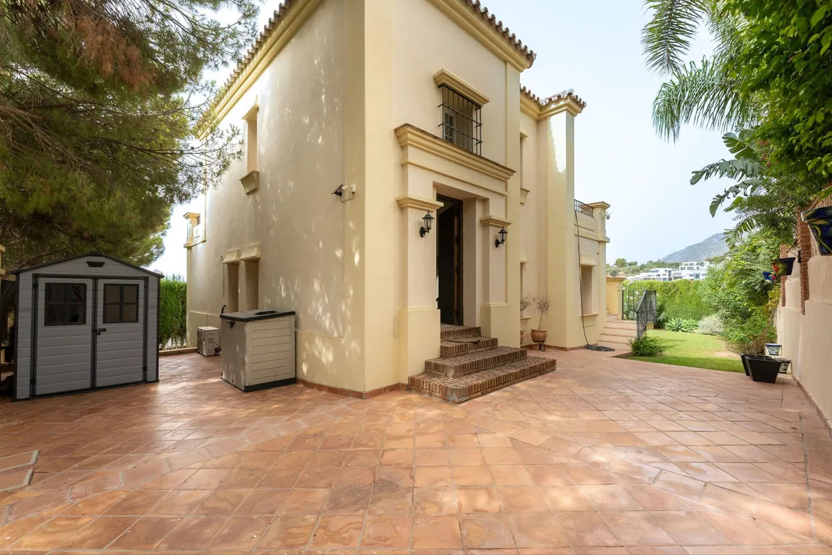 7e407c68-a01d-48f4-a1a5-47e09f14aa23