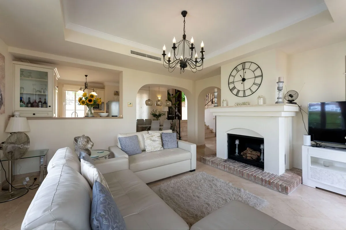 a13fee09-d548-4cb5-9b4a-e6829cf41111