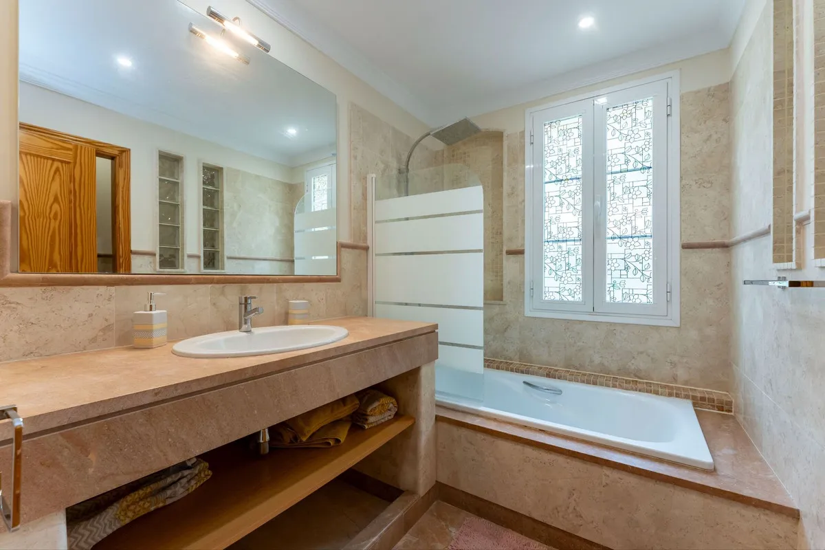 e732aede-0547-455f-a185-4ff4988a0aa8