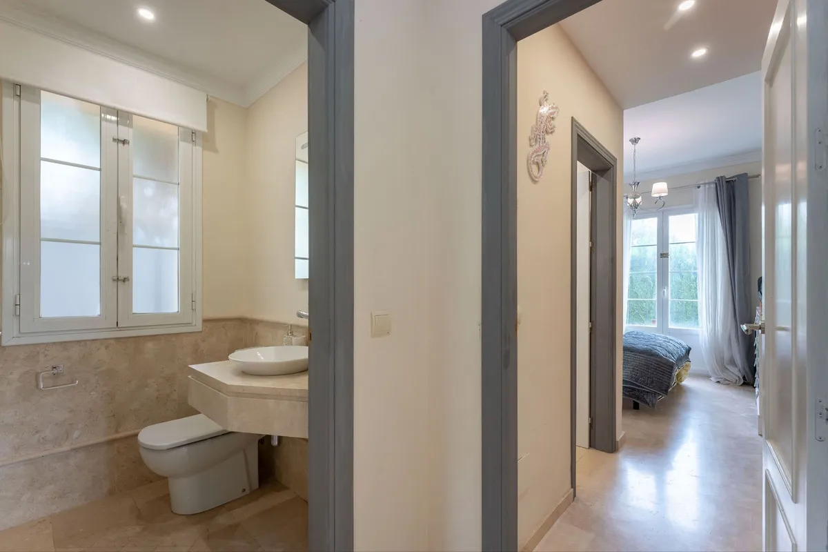 fdeca922-221e-4d85-8d31-d96d0860cc71