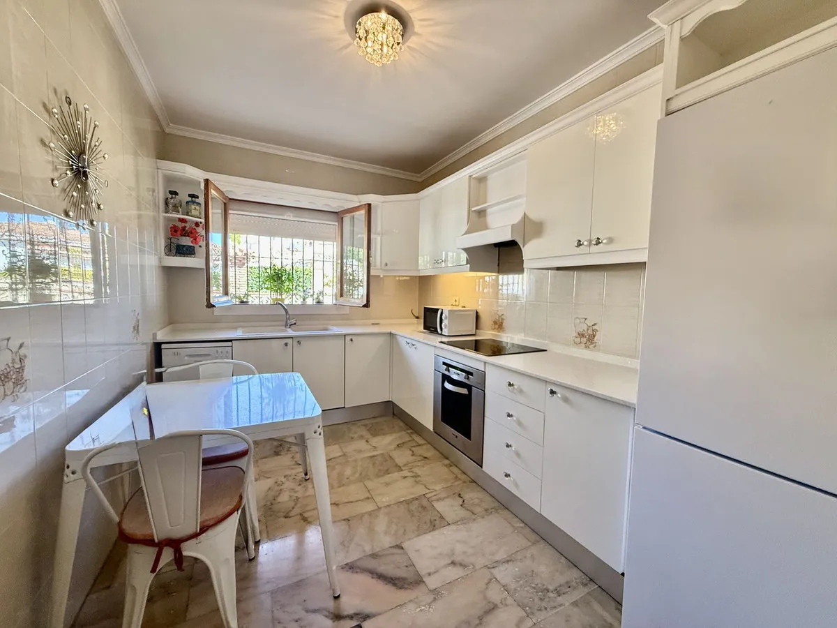 07c0f176-b258-4b55-8ea5-80d2dd17eac6