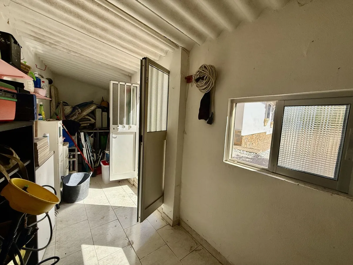 42ba1943-92d9-4c71-9a93-5a00c5c96cc6