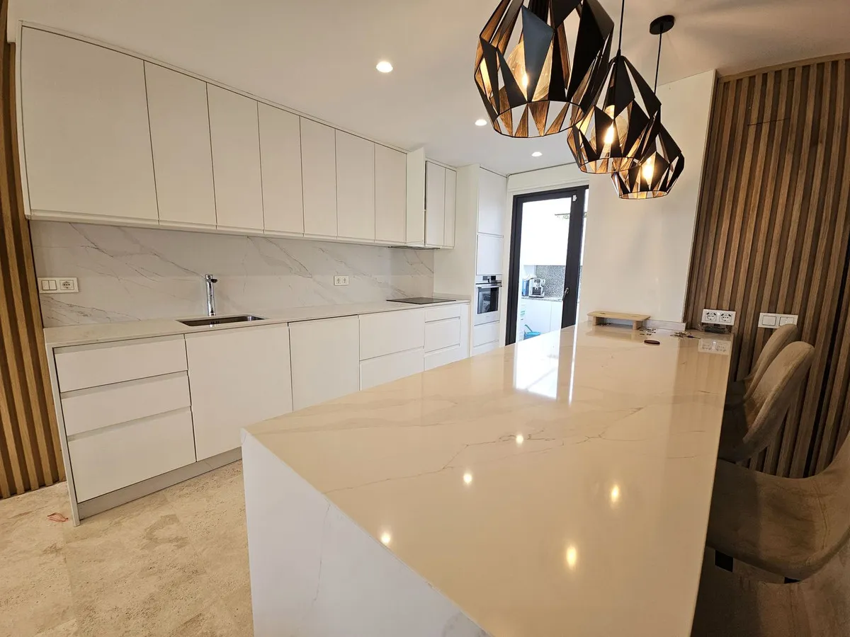 0000fff9-28b5-46e1-8c05-e6544c68cf72