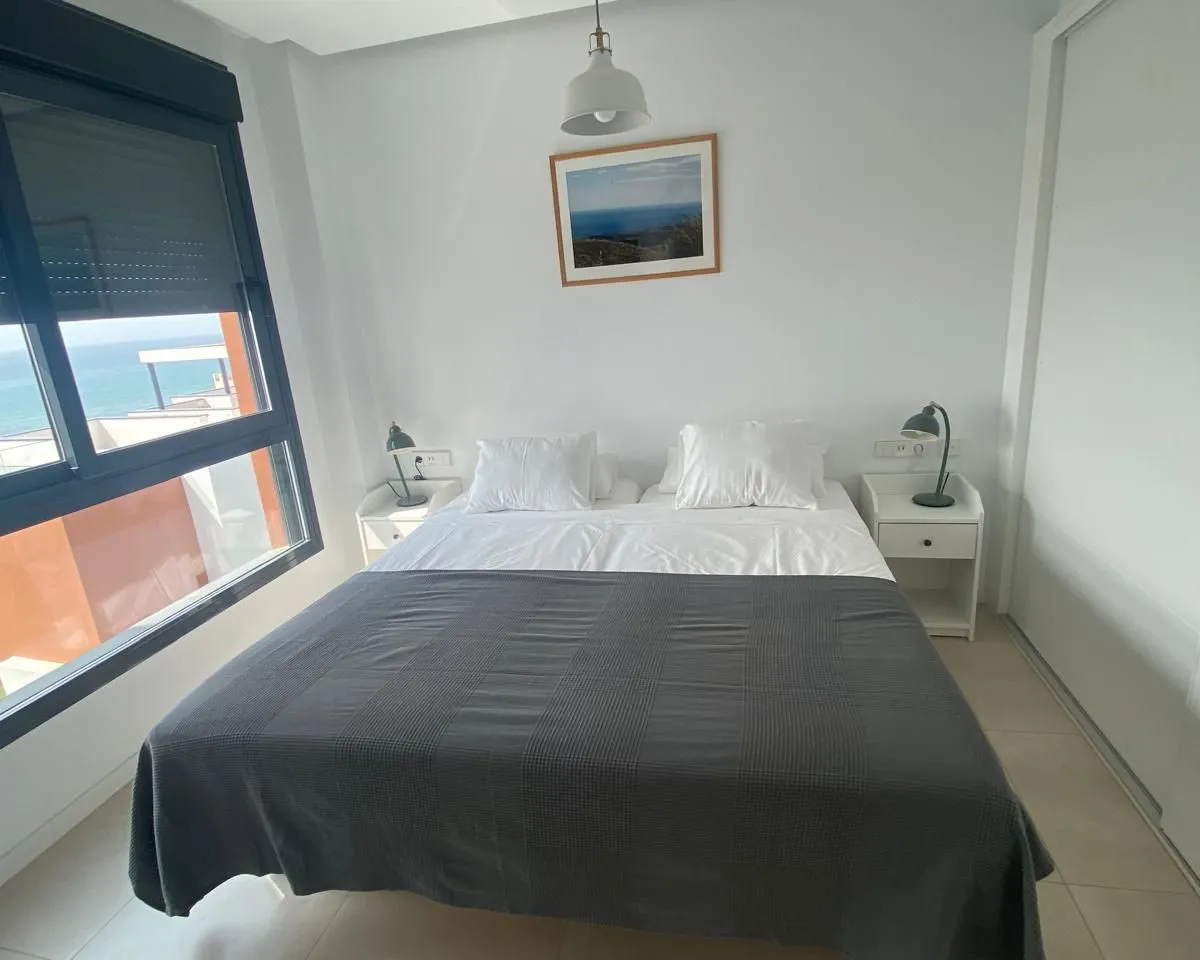 ae98f4b7-3e77-4ca8-8f72-3d3e8fd8f54f