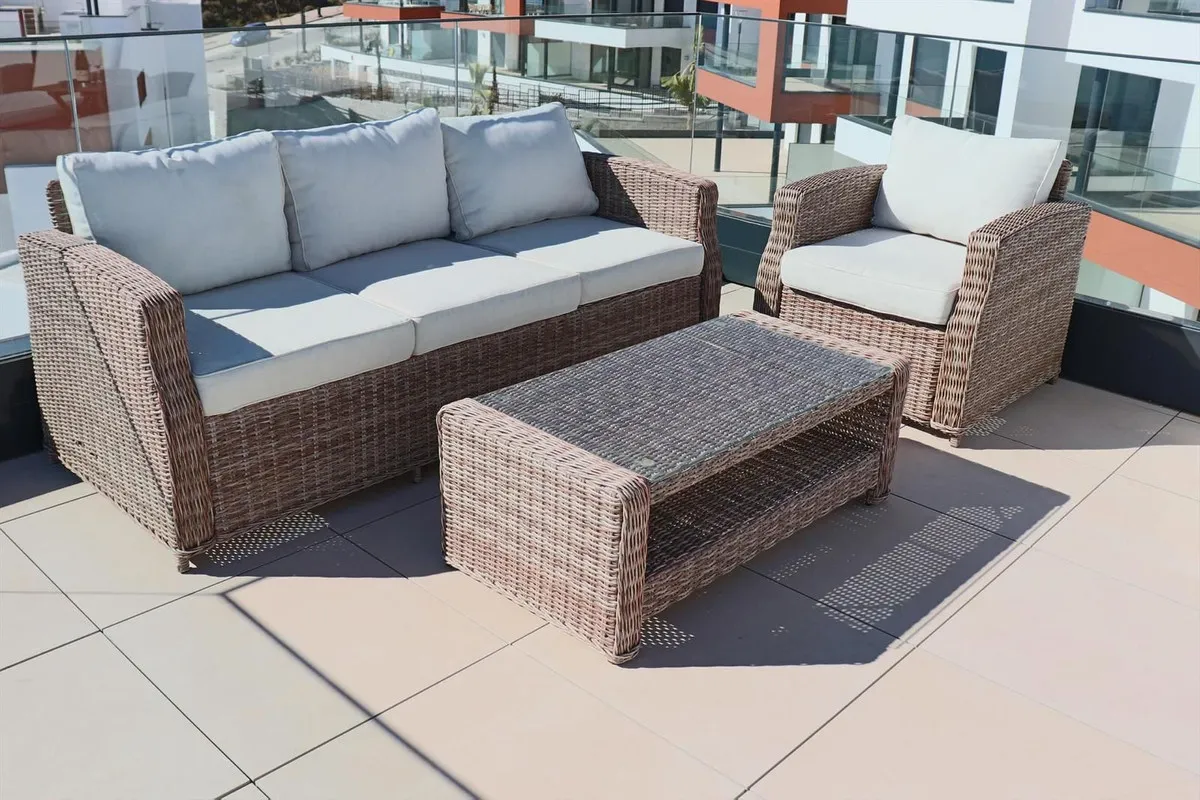 eaa04f0b-f89b-4d82-8193-af447381acec