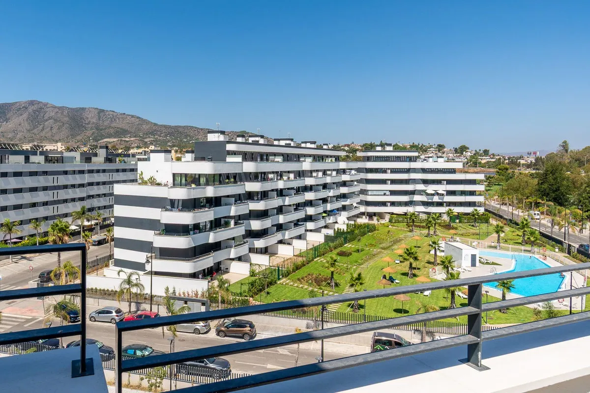 db5f20f2-ede3-4cbf-a3c1-286eeb9467a3