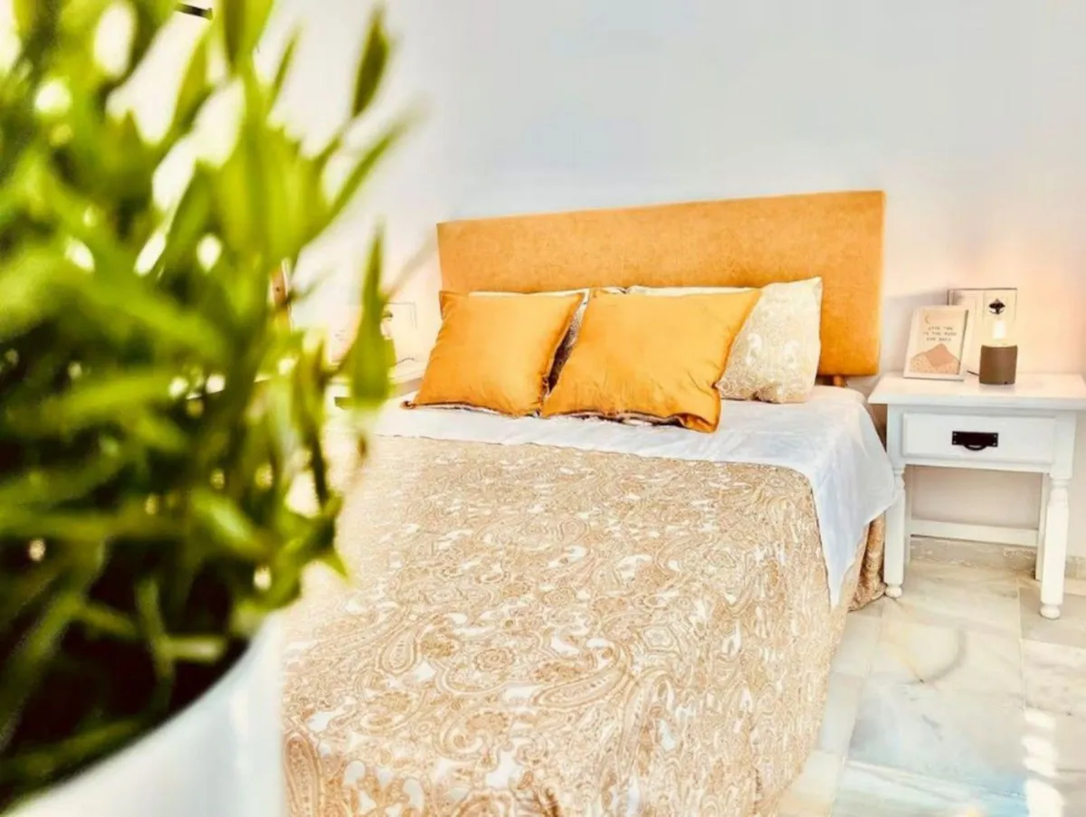 de3d1b60-686c-4aea-8e70-e8de9b4f1084