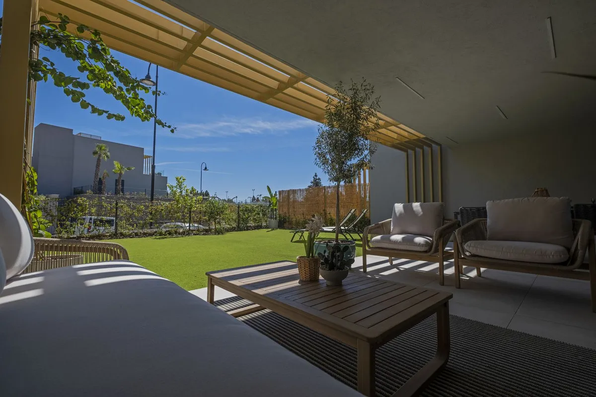 a796f769-6826-41b1-b6c6-c812fa7675df