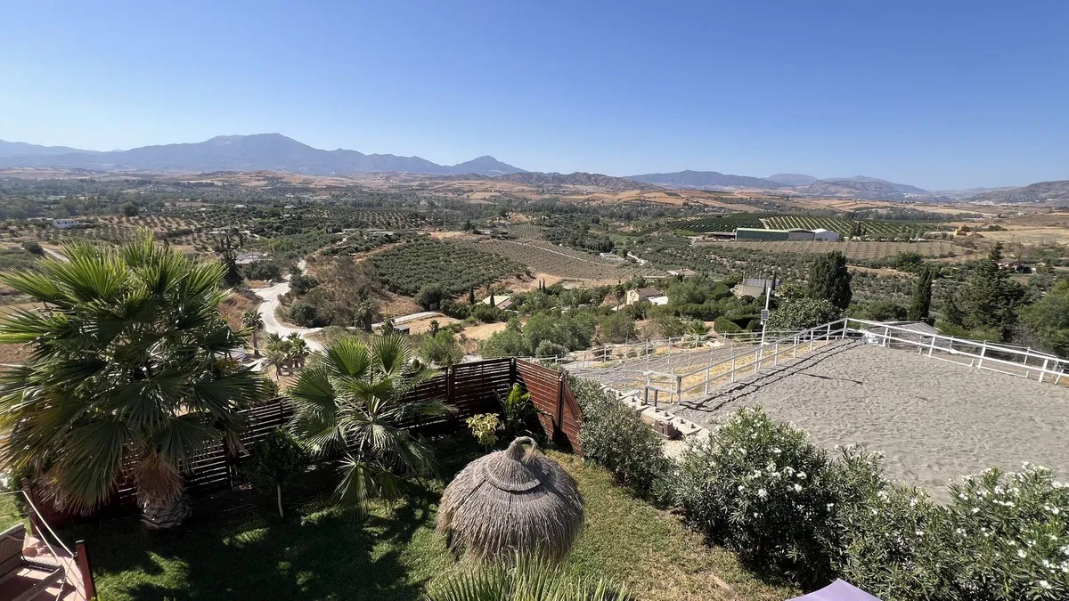 2b0bfc96-bdc3-4d08-8b84-9234461e631e