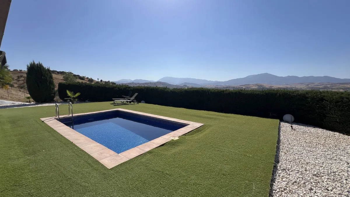 35ed3521-a19d-44e9-886a-71fced9f1625