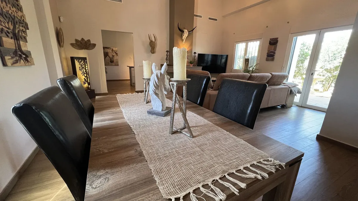 4f2c6380-2fad-486d-9bba-4ff4271089ef