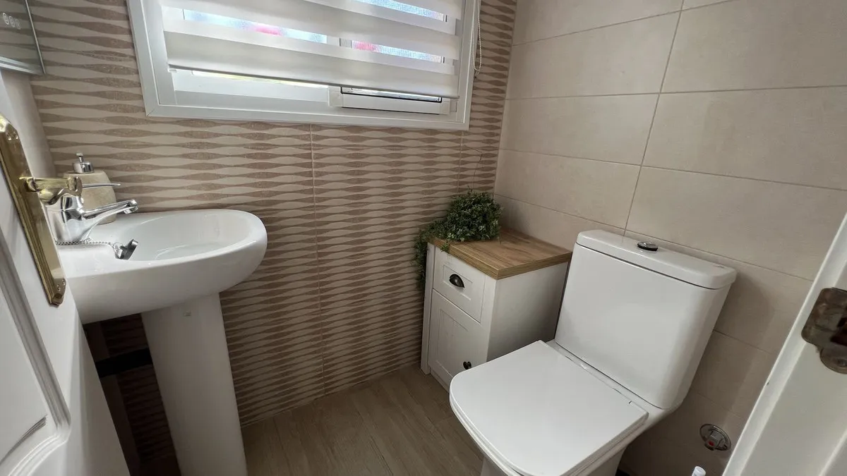 50180179-ded9-46d8-9a3b-a102ca93282a