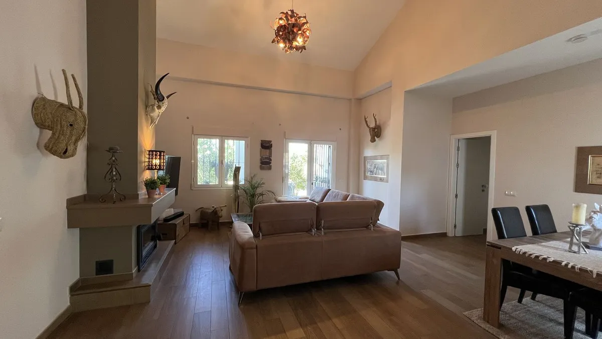 716e1711-e107-478d-a2cd-901262fcb2a5