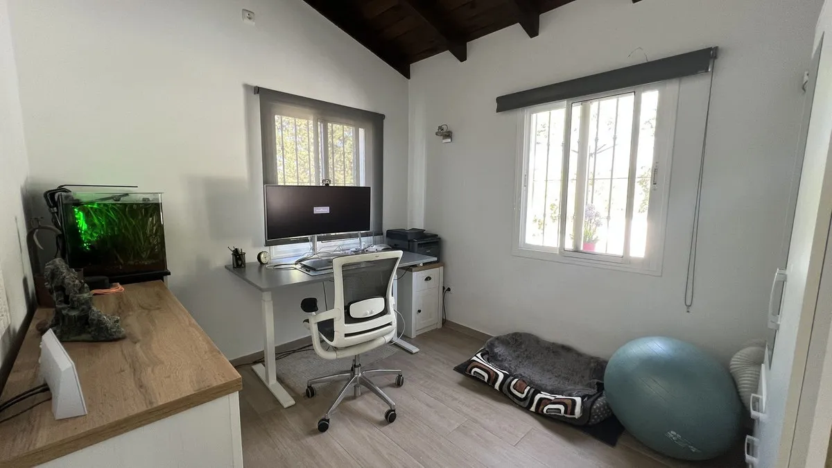 7541dffd-f9fb-4457-a1c9-cbb59fe5aaba