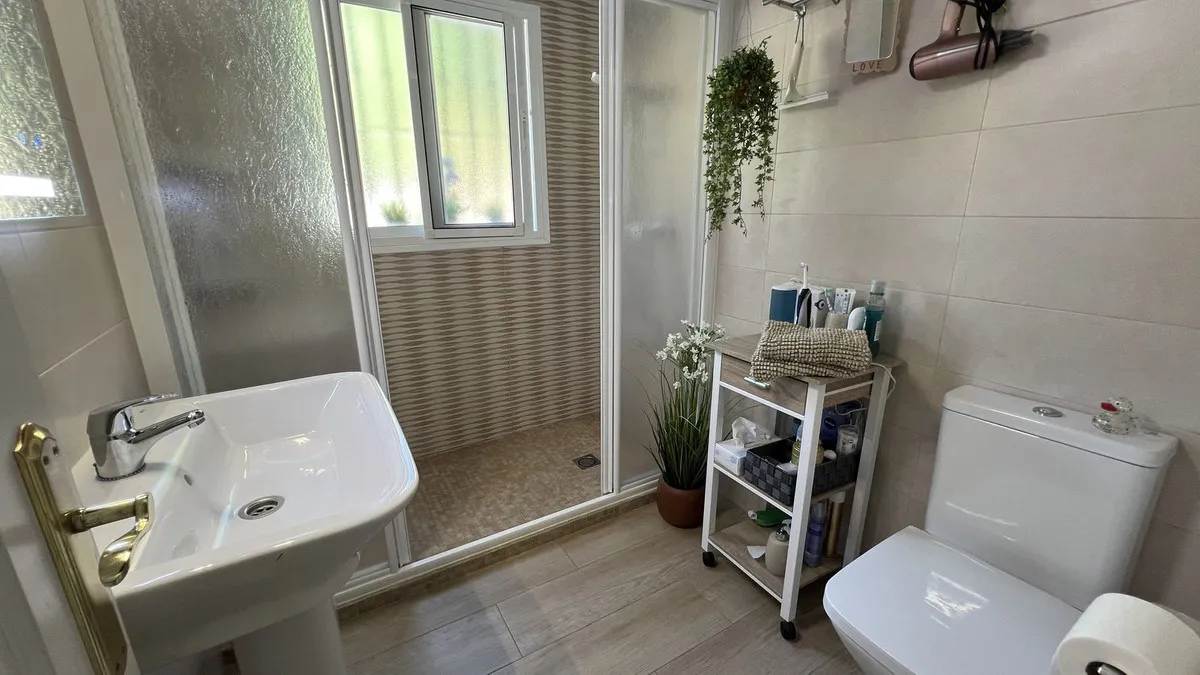 831d870b-8476-4222-8398-1bc847f67c60