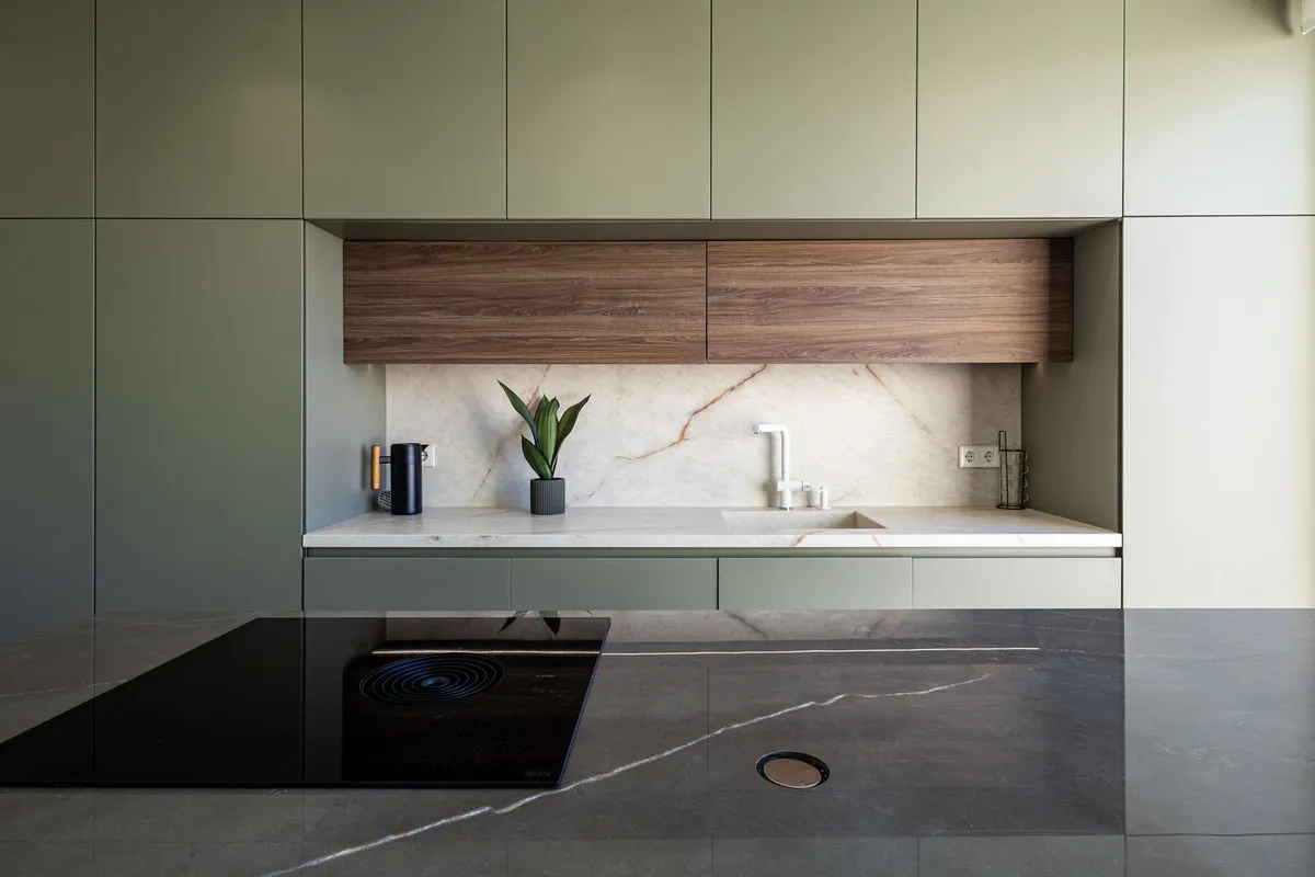 0feccf2e-8f55-43ed-be0c-3a18b35f382d