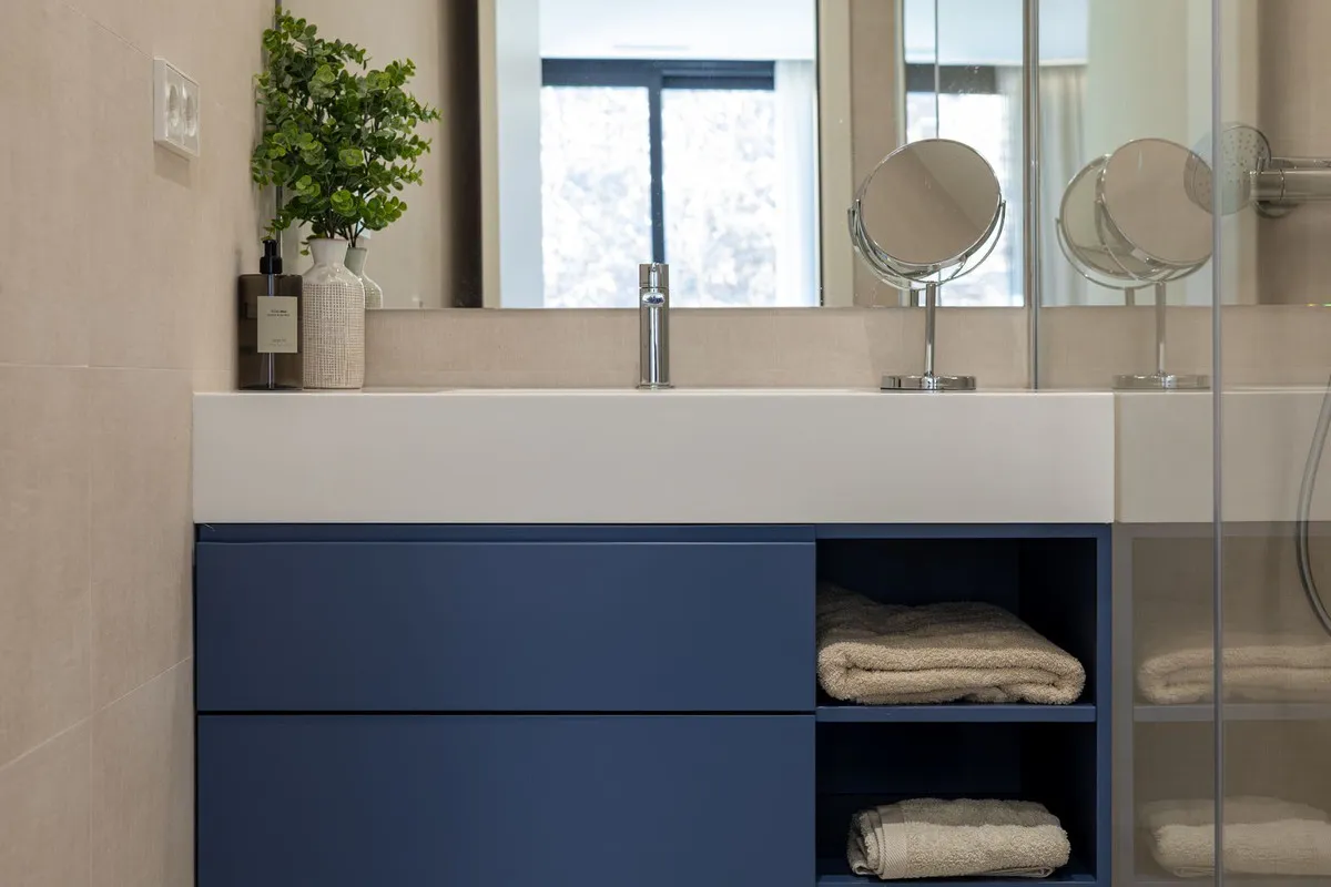 251f8ce4-d270-4090-89a8-452e5c24f340