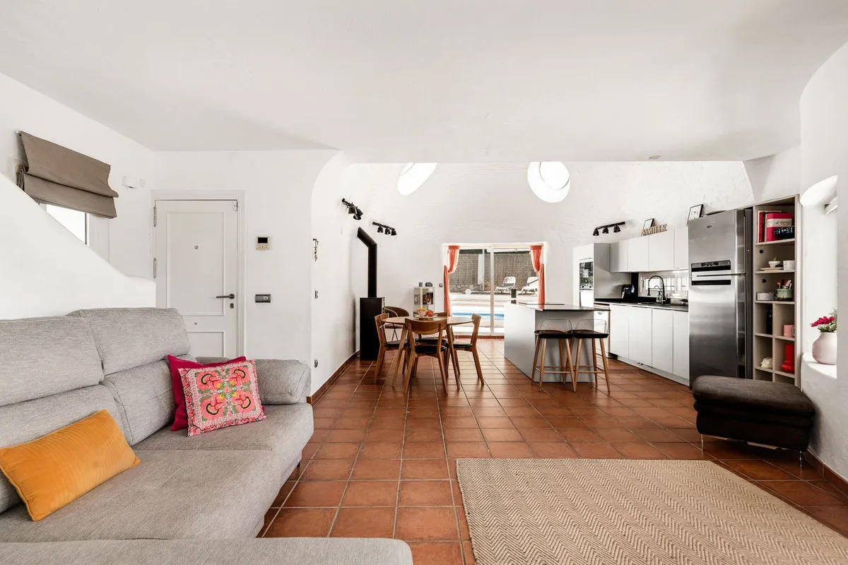 5014d9de-da6b-4e00-be79-83a822faf8da