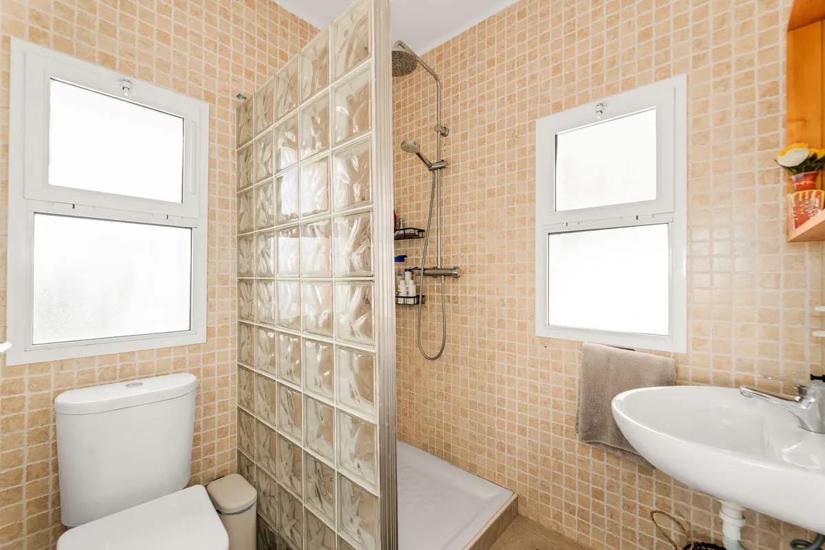 f43fd2cf-c77a-4d52-8763-e12bb051f0e8