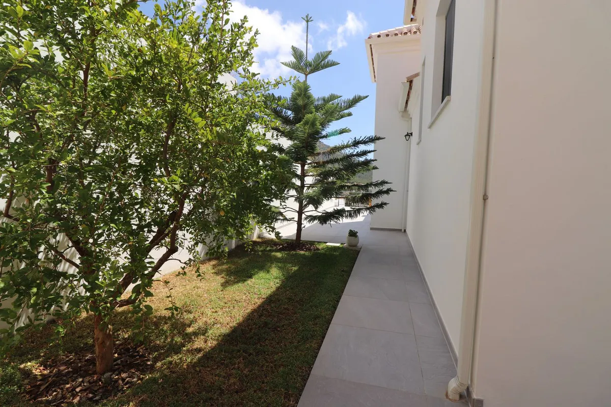 665c4a2b-47cf-43ca-aa02-0ebb9fe494be