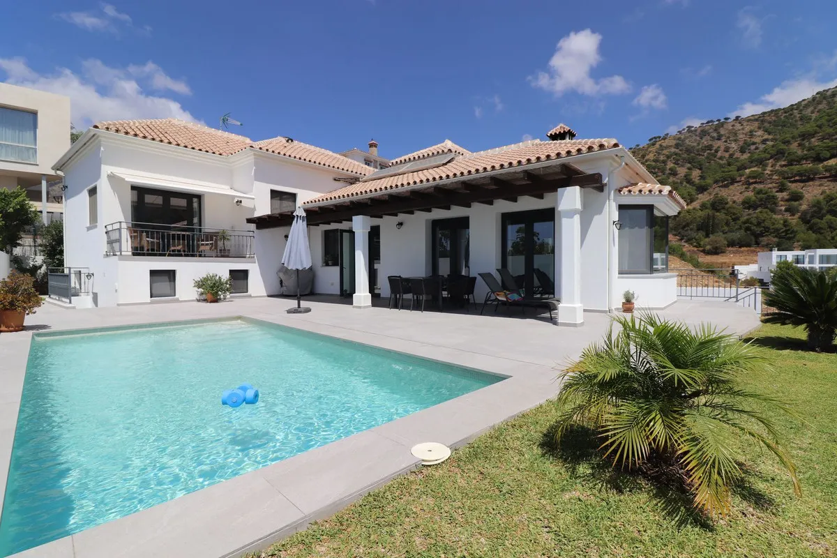 8df5a113-1fec-4c2e-b4f1-4a09111889ac