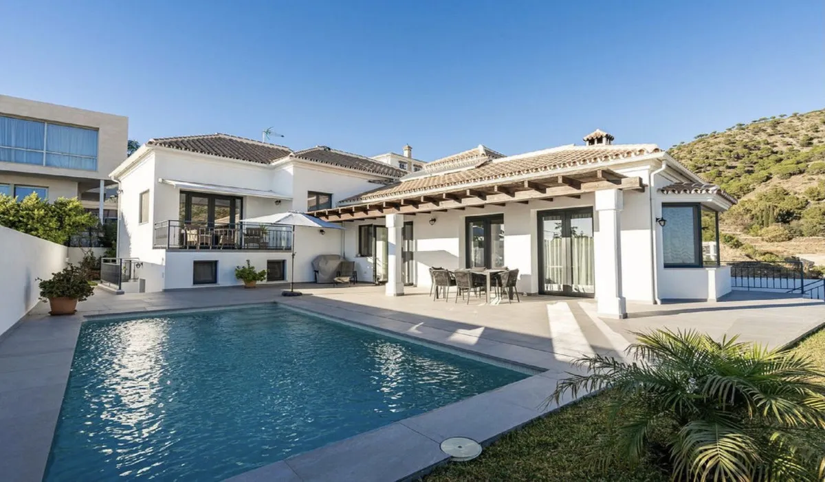 b221e84b-34de-468d-b980-76c7faa43059