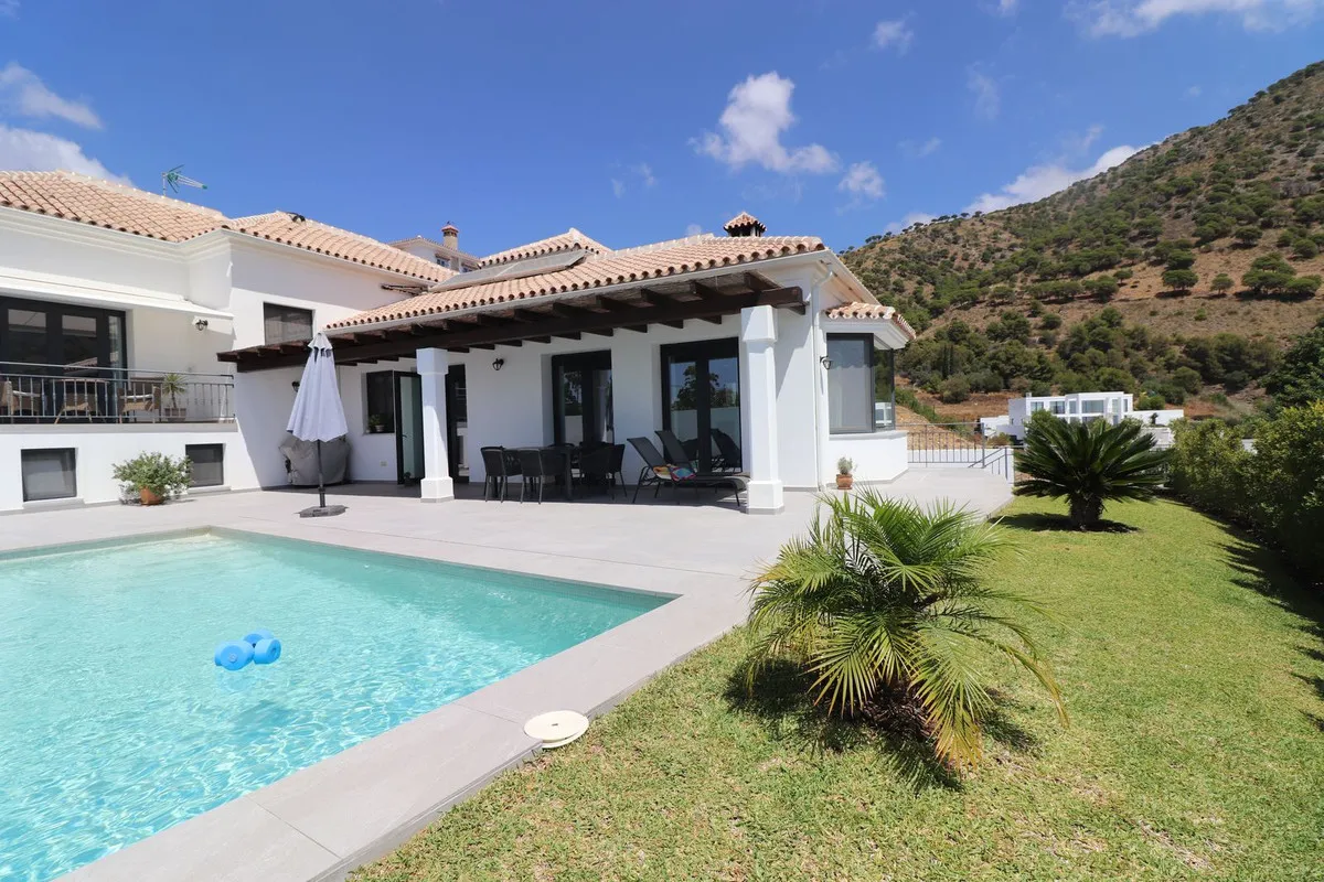 d6c522ab-80b6-4e0a-bfbf-b4356cf37bfe