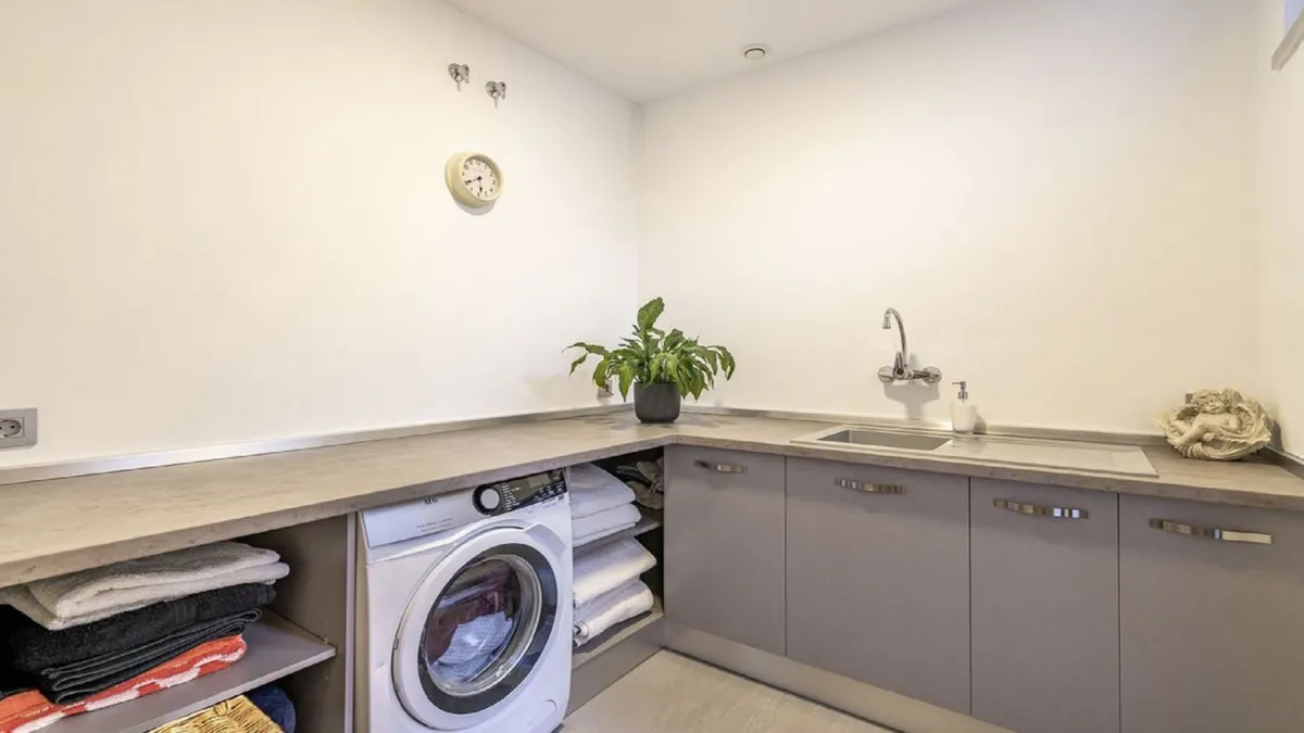 f362d360-8228-4e2b-9e34-344badde02b6