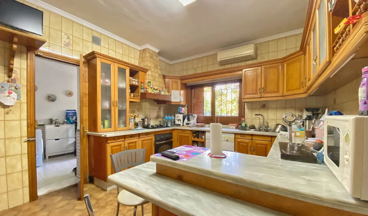 ef9f00a8-8c16-4f39-9d95-983014687a0d