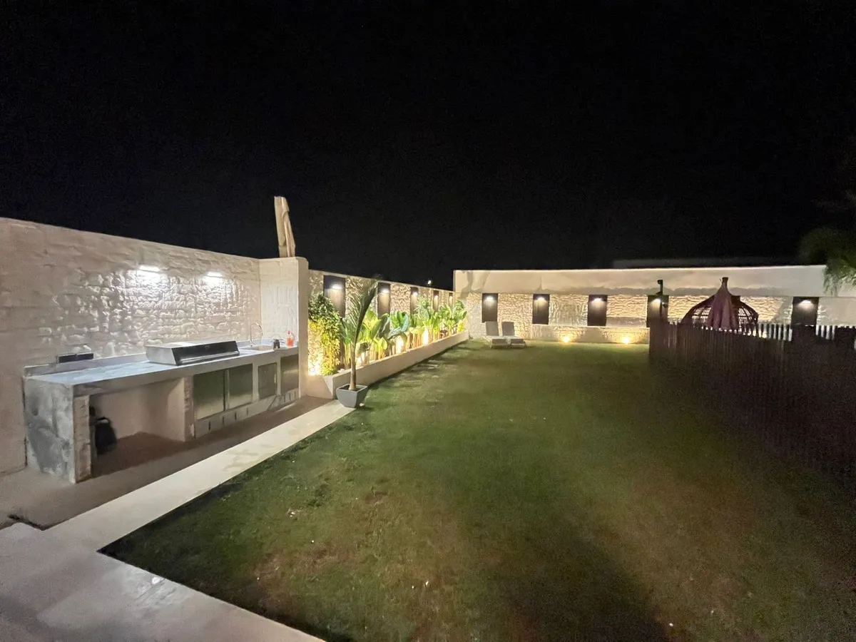 3b103c5d-0806-4f6f-b974-10cd8681b786