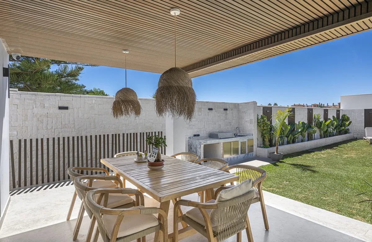 96858747-09be-4e41-9904-3169a300de25