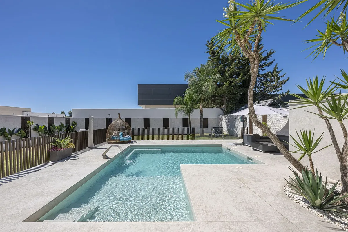 d5ceae46-d7ea-40cd-8393-a1d69c0d9f75