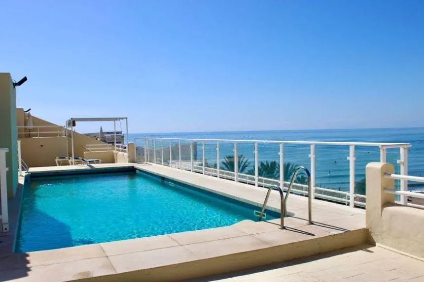 2e8e9d78-d37b-475b-8ab8-d1436e892e50