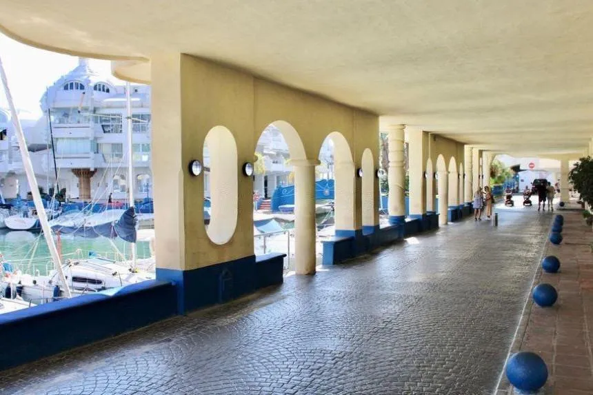 33e67adc-ec07-48ed-ac5b-1b39cdf26e28