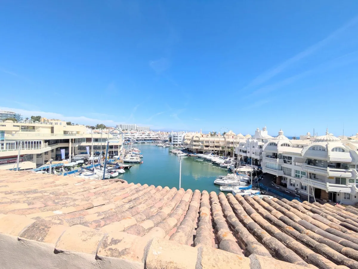 4f483146-f2ff-41bc-9297-1e51281d1b25