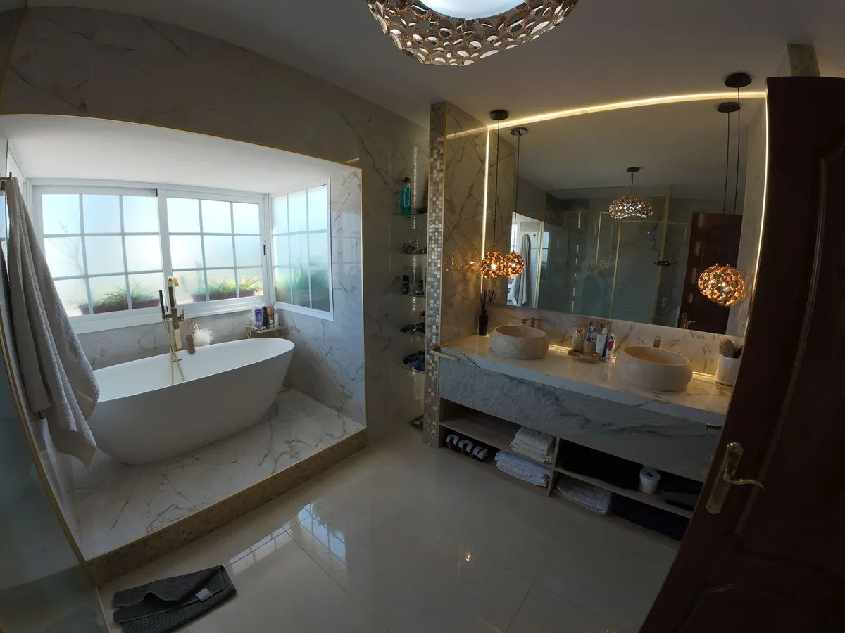 38e1efc7-dea9-4195-9970-d1a7b7b02c55