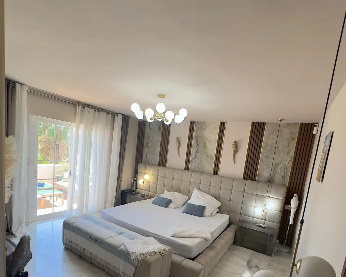 571068ad-b76f-4003-be5a-ec2c0565c353