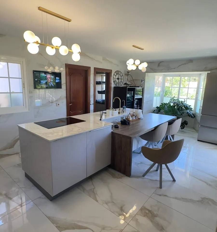 b683aff5-ada9-4f4d-9735-3fb868582b11