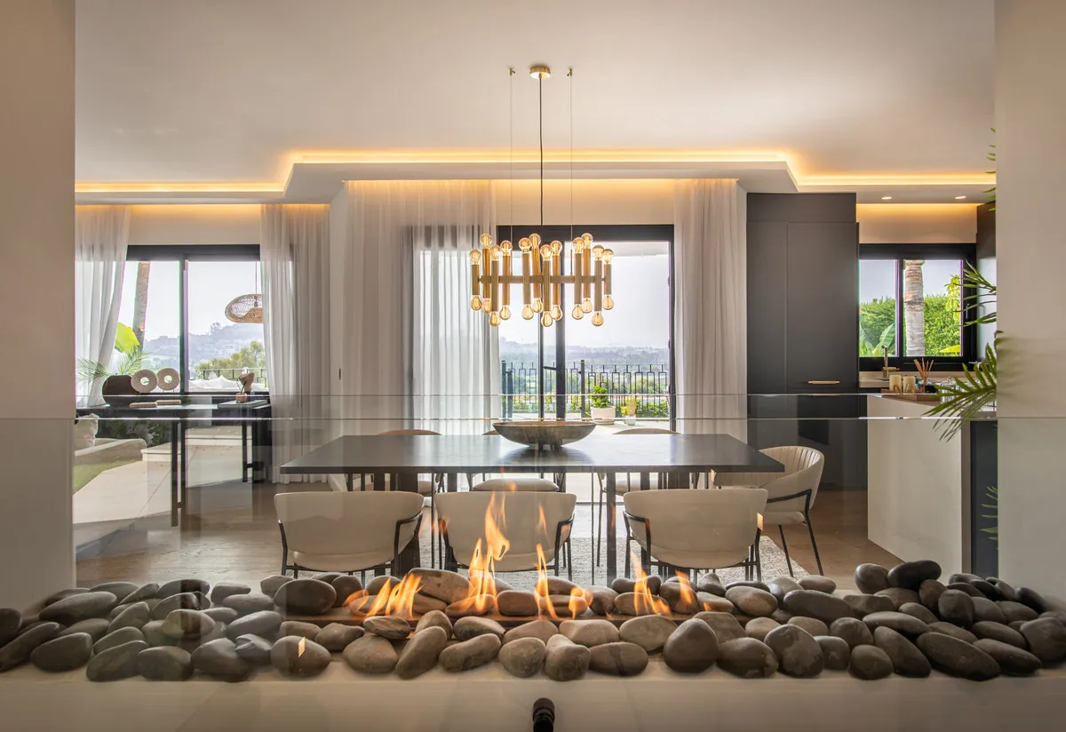 5e352e18-ac67-4e47-a3f0-98ad36e80571