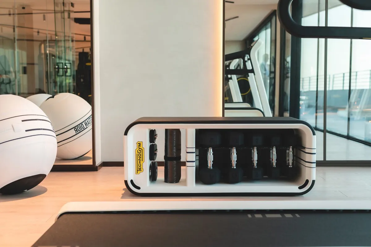 da6fb939-943b-4e4c-9a47-053656a64937