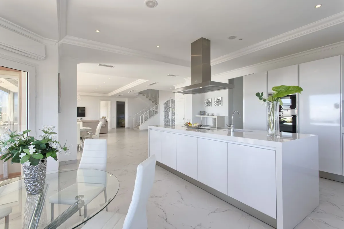 a9bc987c-30c5-4e4d-839c-7b1df38d7bdf