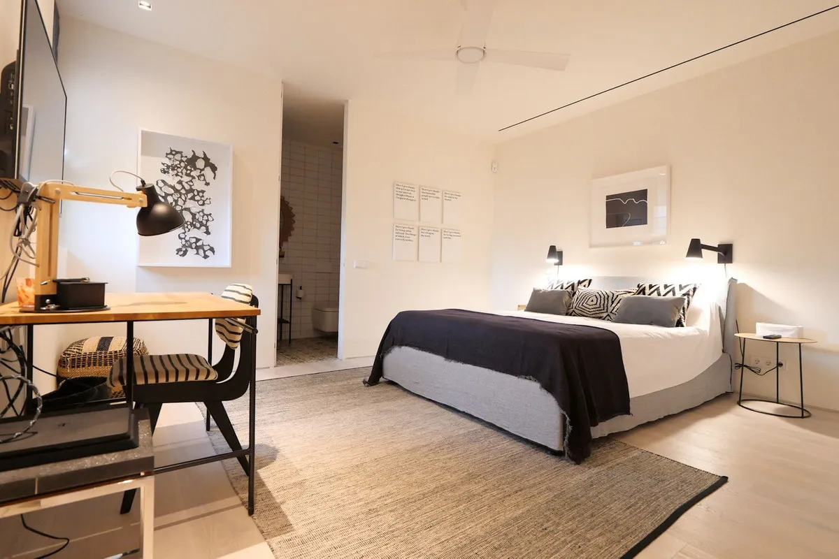 1e01fce2-dc6c-4a83-a1bf-45a346e016dc