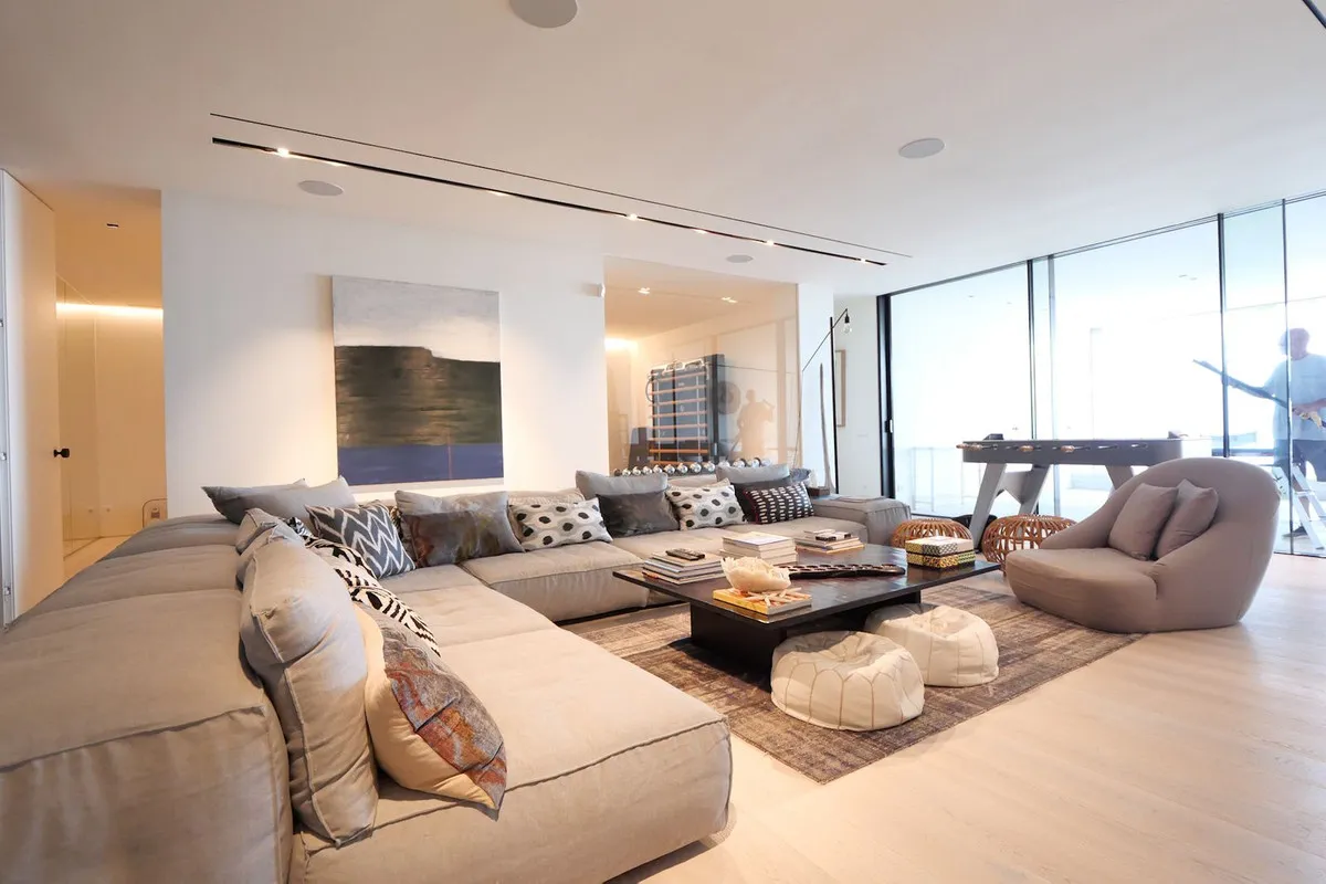 4ff6fe0e-59c8-4838-9c14-b2815ed27a60