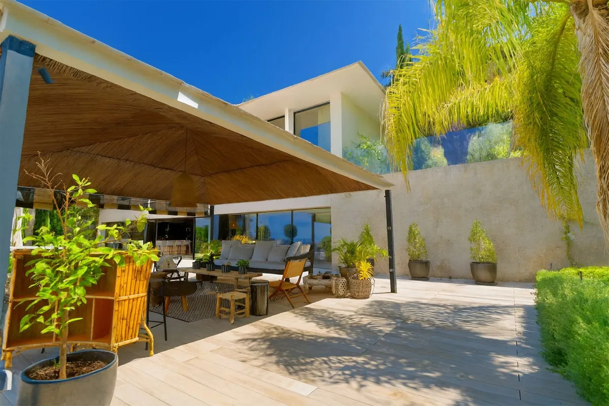 70bea99e-5836-4e84-9ea3-b6a559371dc0