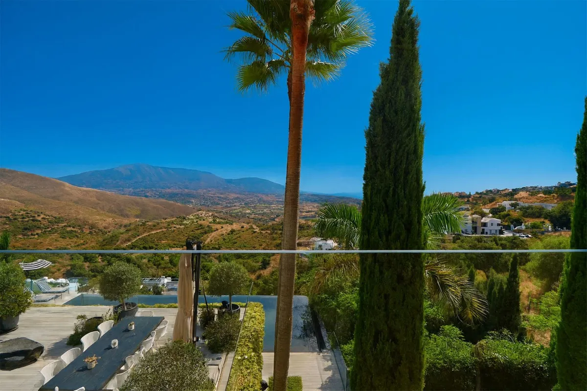 78aac3a9-8adc-4eb7-afa2-a3e543c39e44