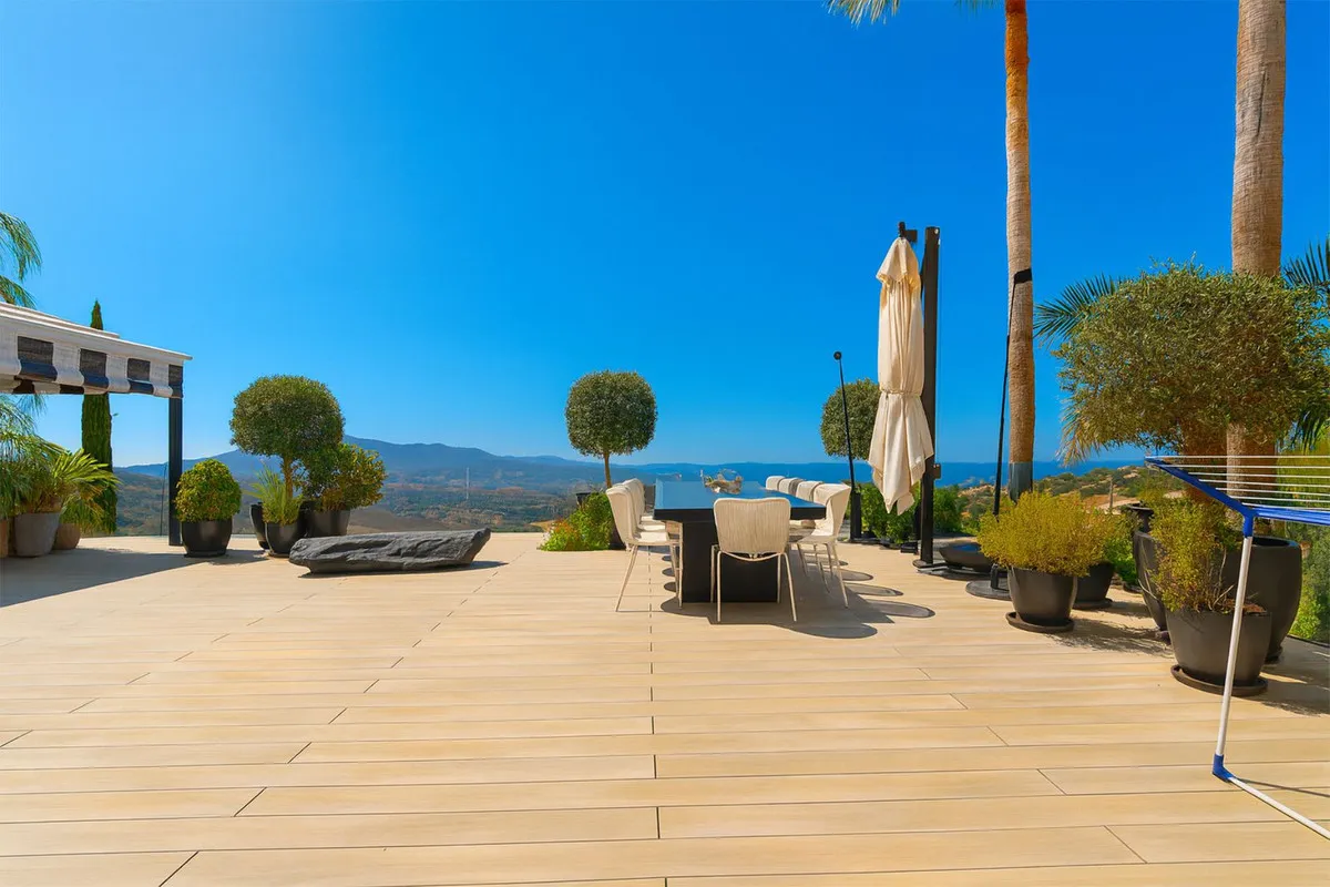 d67b56d2-3b44-4980-8913-0b4b36004a04