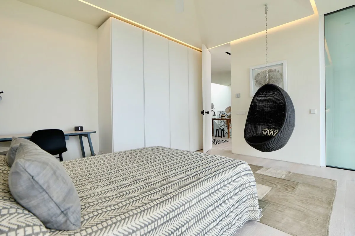 e845e87b-9103-433f-8c75-ef28d8c4eafb